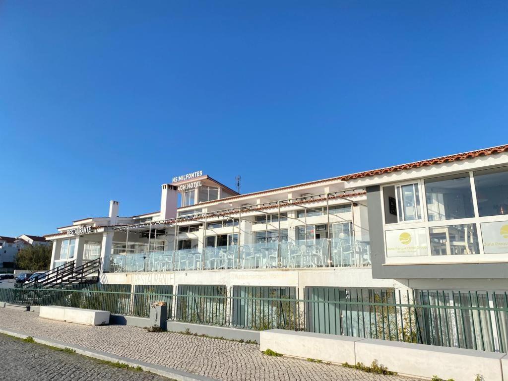 Hotel Hs Milfontes Beach - Duna Parque Resorts & Hotels Вила-Нова-де-Мильфонт Экстерьер фото