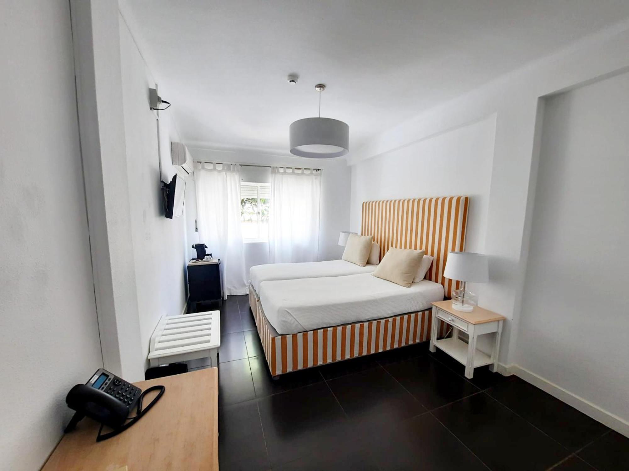 Hotel Hs Milfontes Beach - Duna Parque Resorts & Hotels Вила-Нова-де-Мильфонт Номер фото